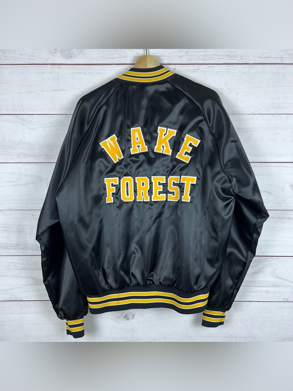 Vintage Wake Forest Demon Deacons Chalk Line Satin Jacket Mens Size XL Black